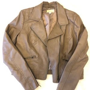 Forever 21 - Faux leather jacket!!
